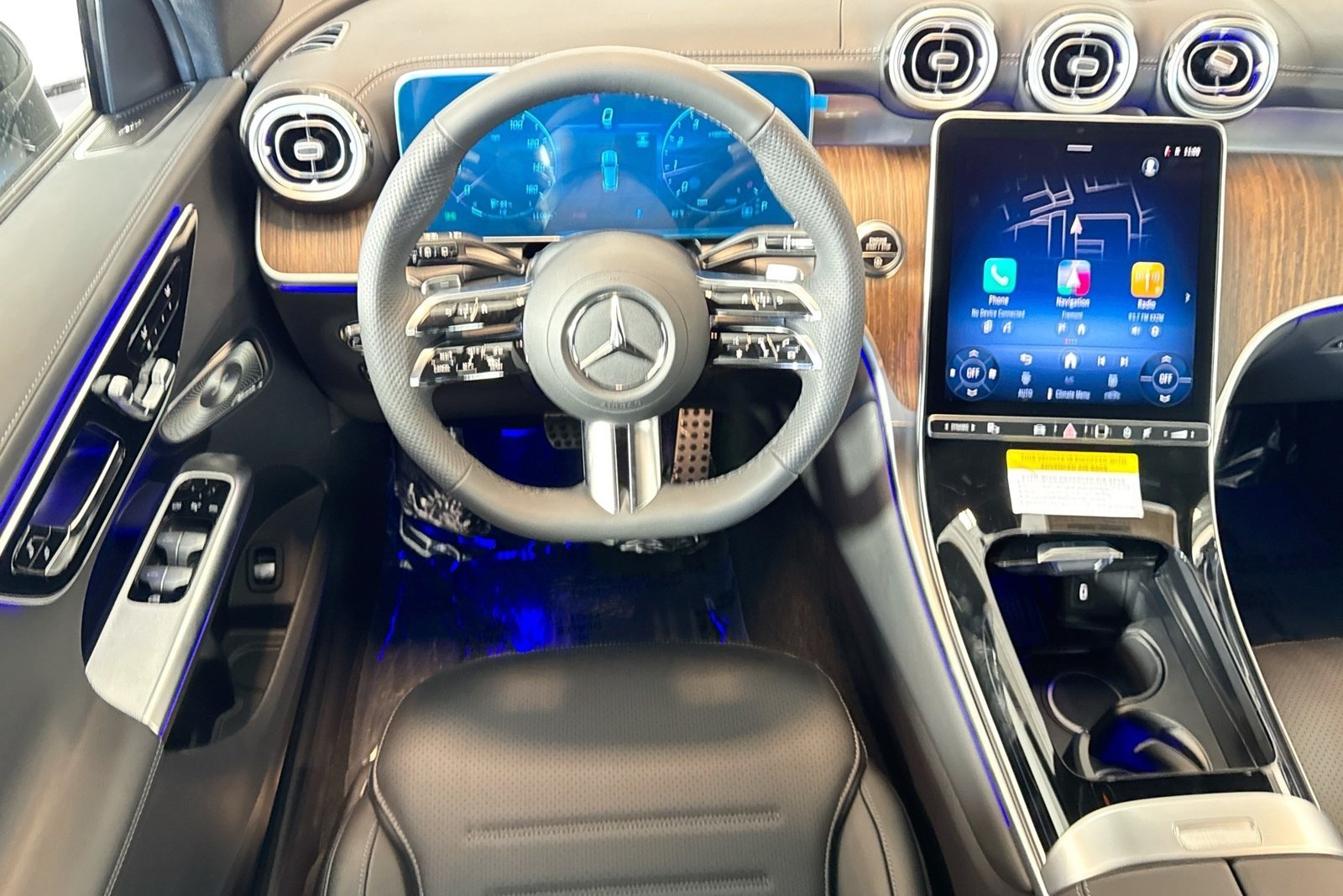 New 2026 Black Mercedes-Benz GLC 300 image 19