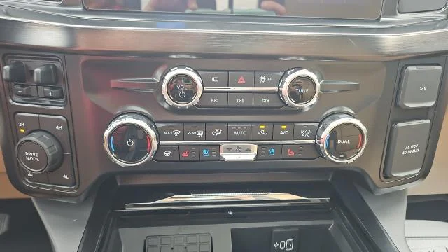 New 2026 Avalanche Ford Lariat 4WD image 47