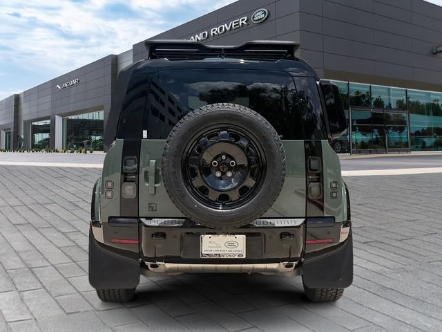 New 2026 Keswick Green Land Rover Trophy Edition Keswick image 4