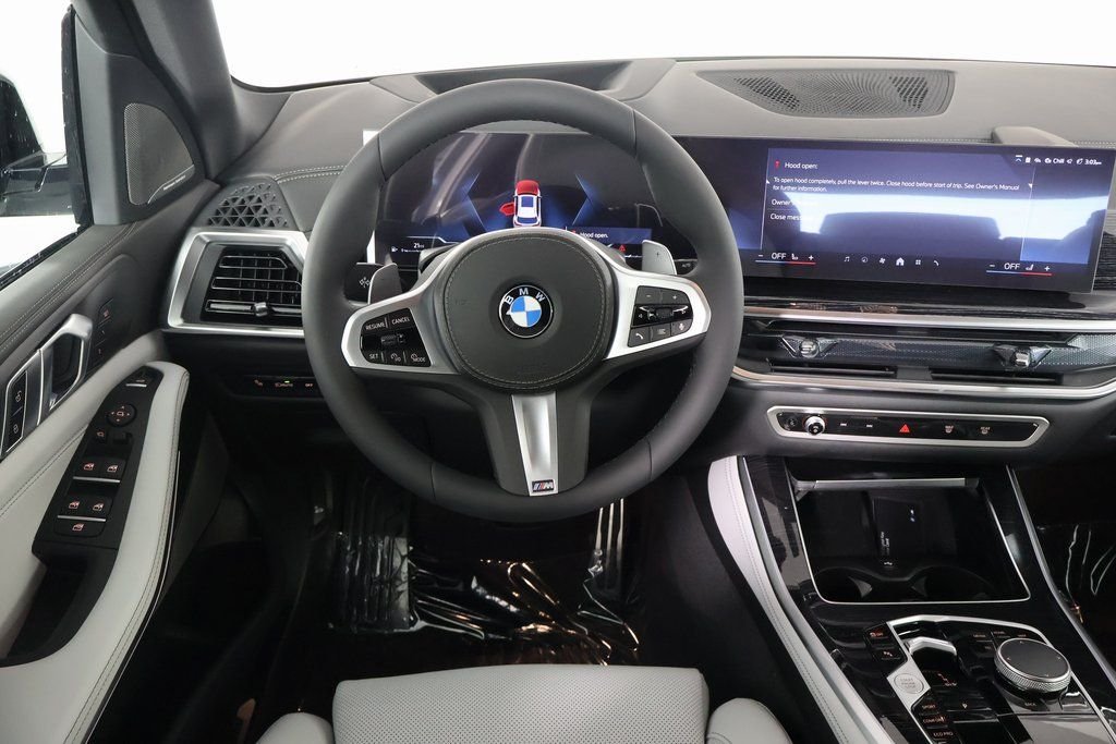 New 2026 Alpine White BMW xDrive40i image 3