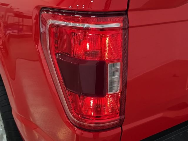 Used 2021 Red Ford XLT image 31