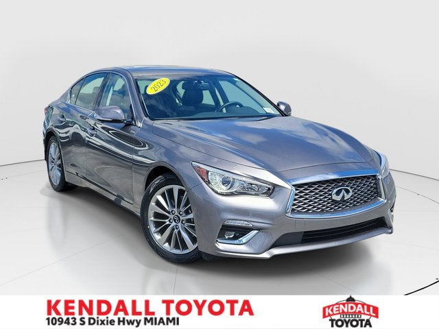 2023 INFINITI Q50 LUXE