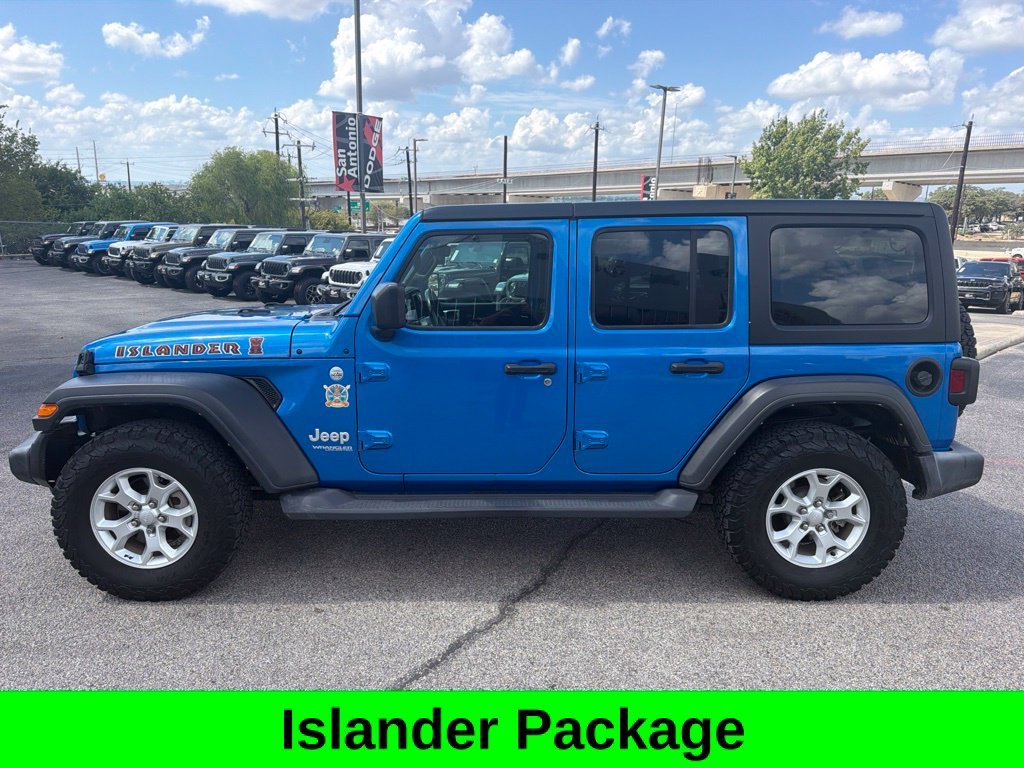Used 2021 Blue Jeep Unlimited Sport image 4
