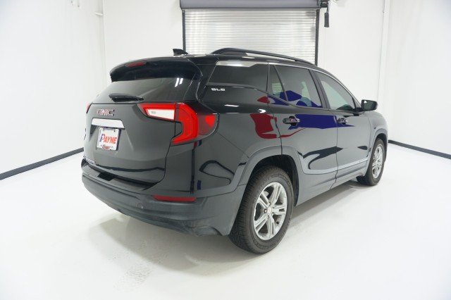 Used 2023 BLACK GMC SLE image 7