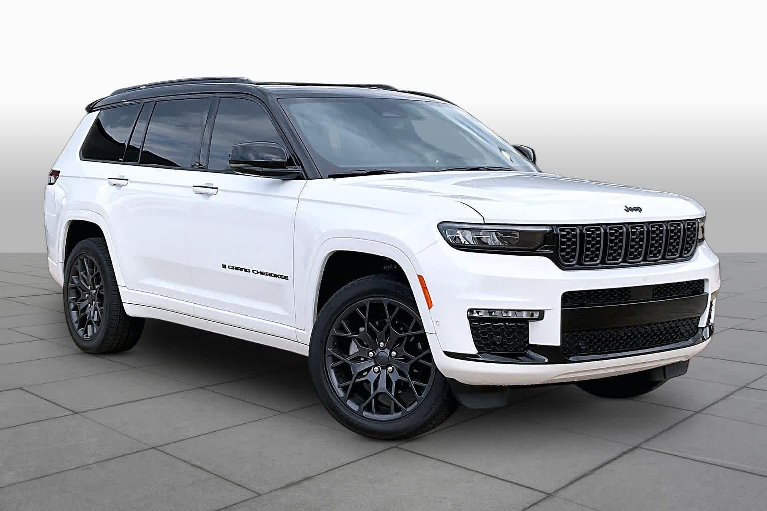 Used 2025 Bright White Clearcoat Jeep Summit Reserve image 3