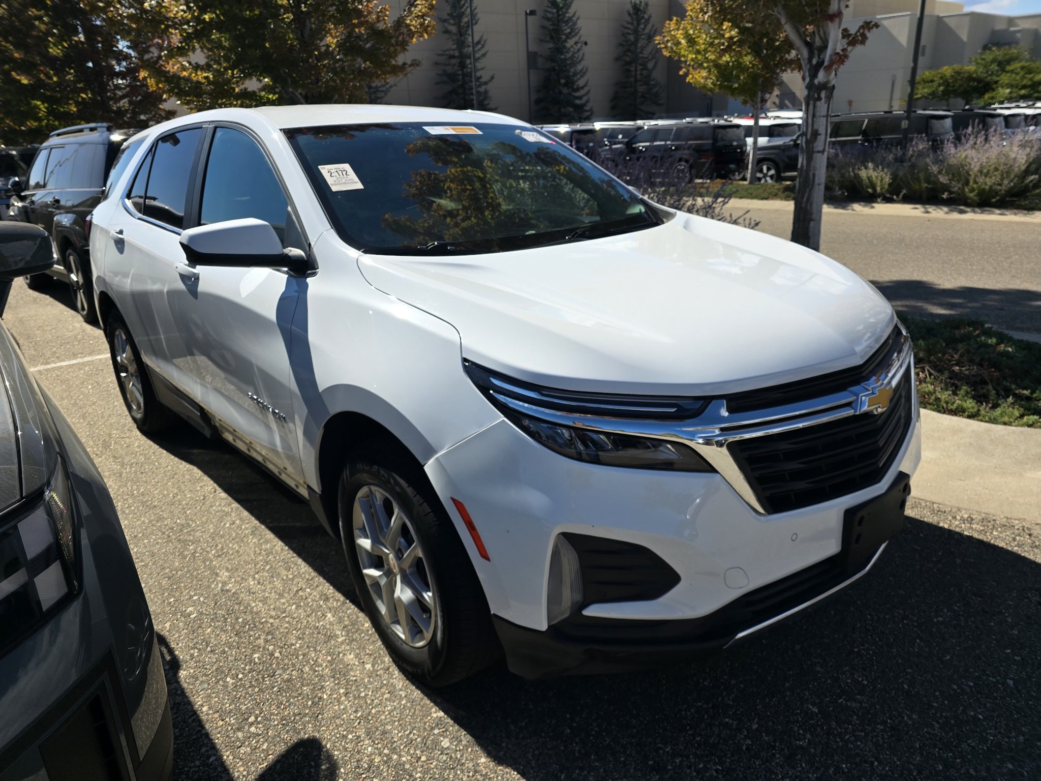 Used 2024 Summit White Chevrolet LT image 7