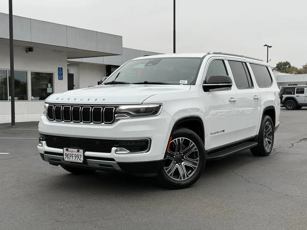 Used 2024 White Jeep Series II image 2
