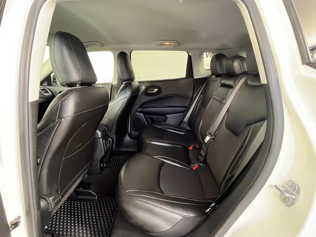 Used 2020 White Jeep Latitude image 22