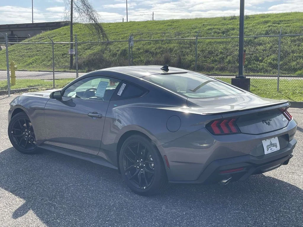 New 2026 Carbonized Gray Metallic Ford EcoBoost® Fastback image 5