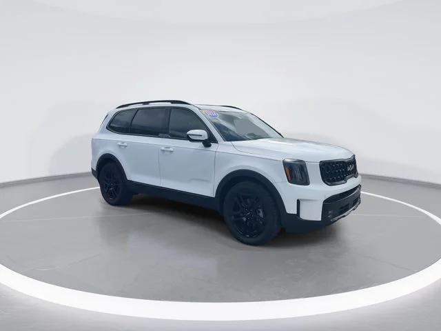 Used 2024 White Kia SX X-Line image 1