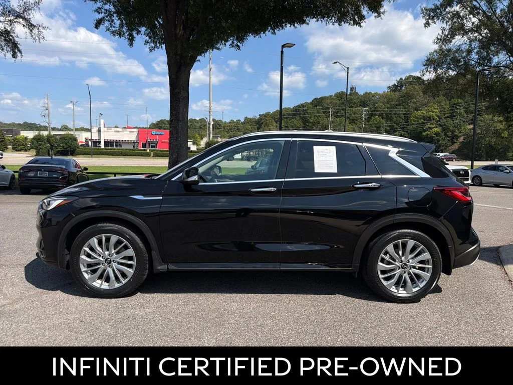 Certified Used 2023 Black Obsidian INFINITI LUXE image 7