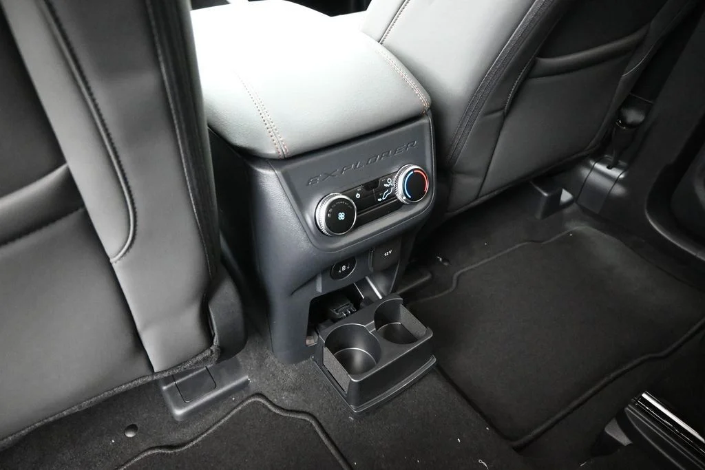 New 2026 Agate Black Metallic Ford Active image 21