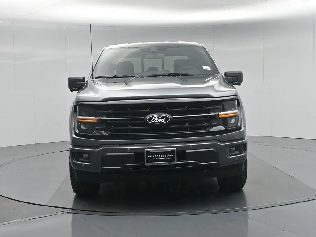 New 2026 Carbonized Gray Metallic Ford XLT image 55