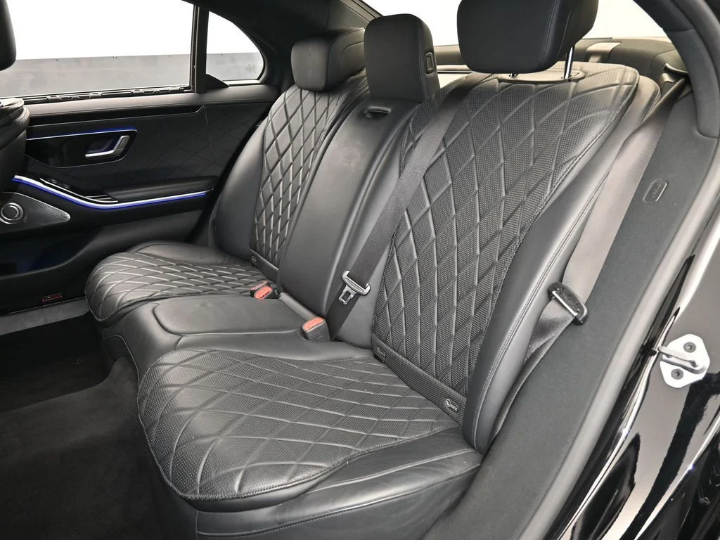 Used 2021 Obsidian Black/designo Diamon White Mercedes-Benz S 580 image 37