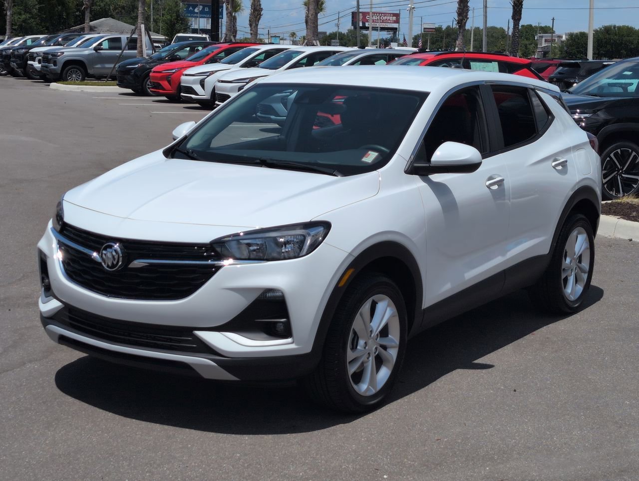 Used 2023 Summit White Buick Preferred image 4