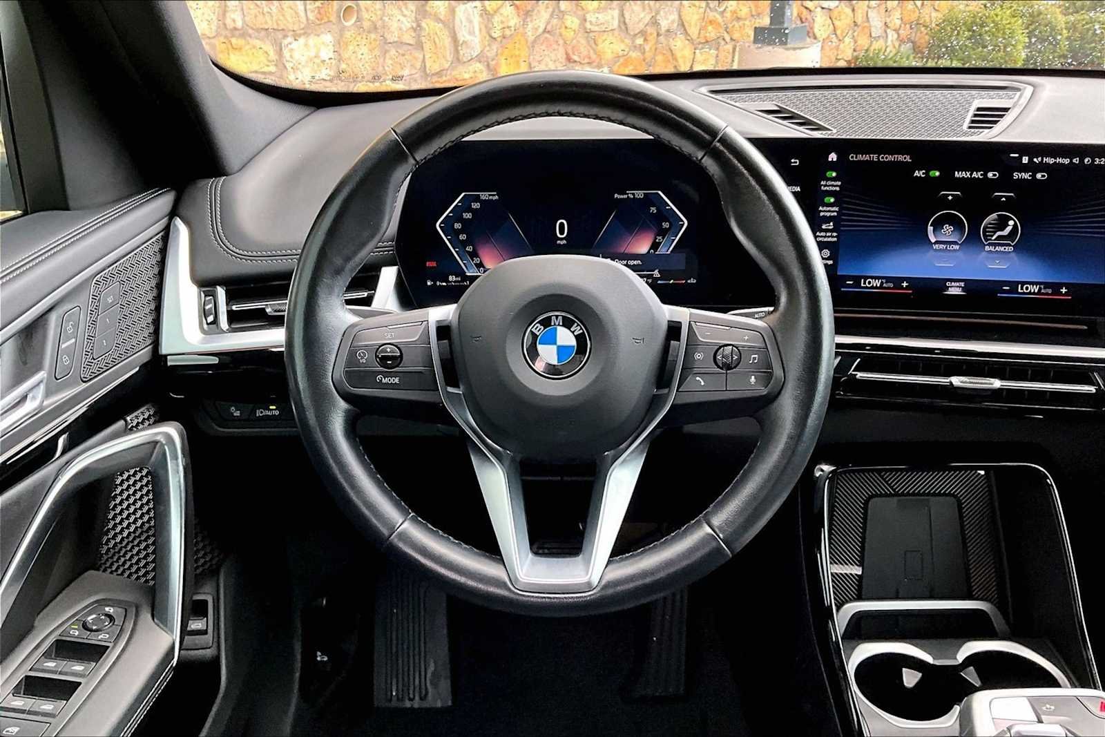 Used 2023 Alpine White BMW xDrive28i image 15