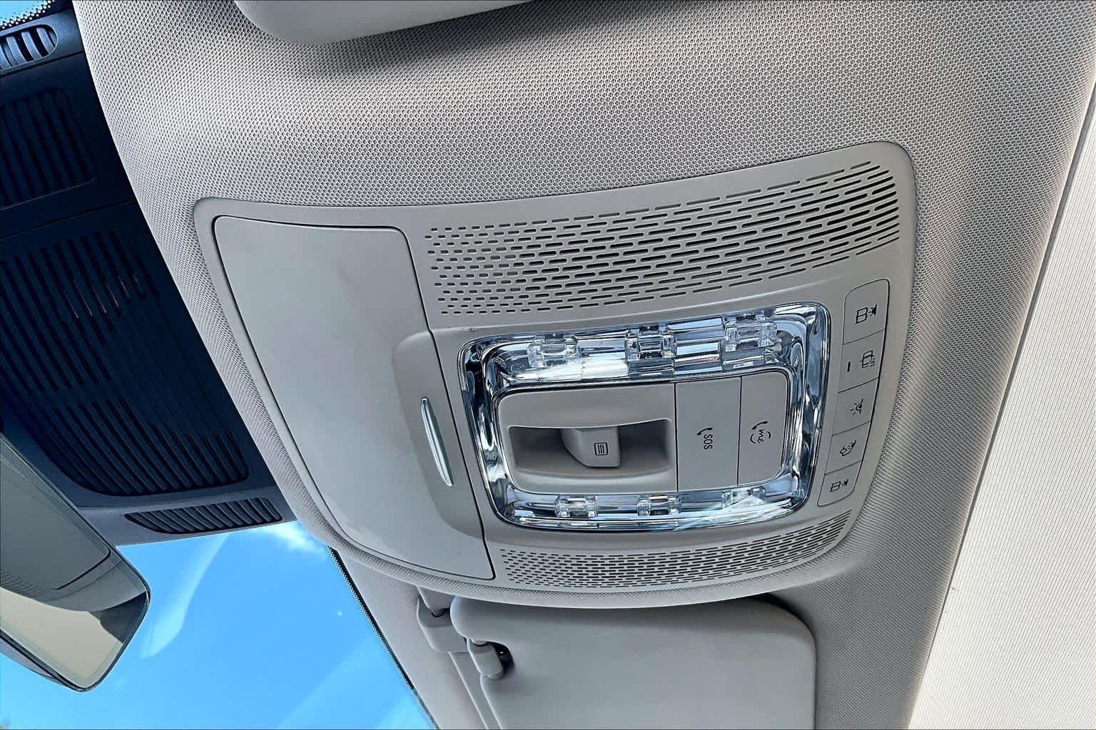 Used 2021 Lunar Blue Metallic Mercedes-Benz GLS 450 image 33