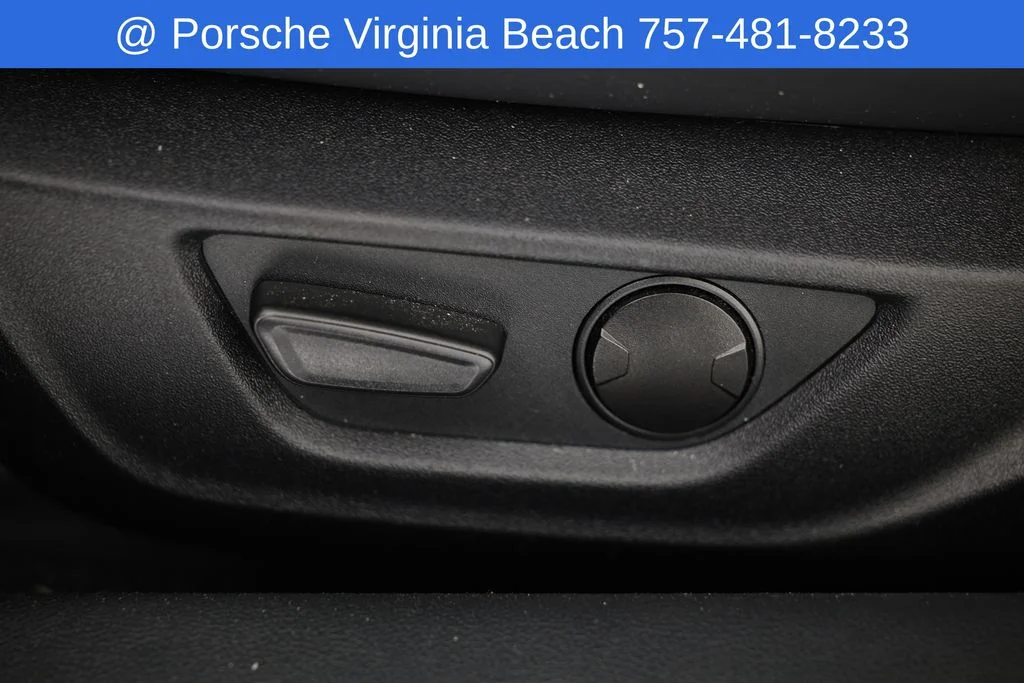 Used 2021 White Ford Shelby GT500 image 28