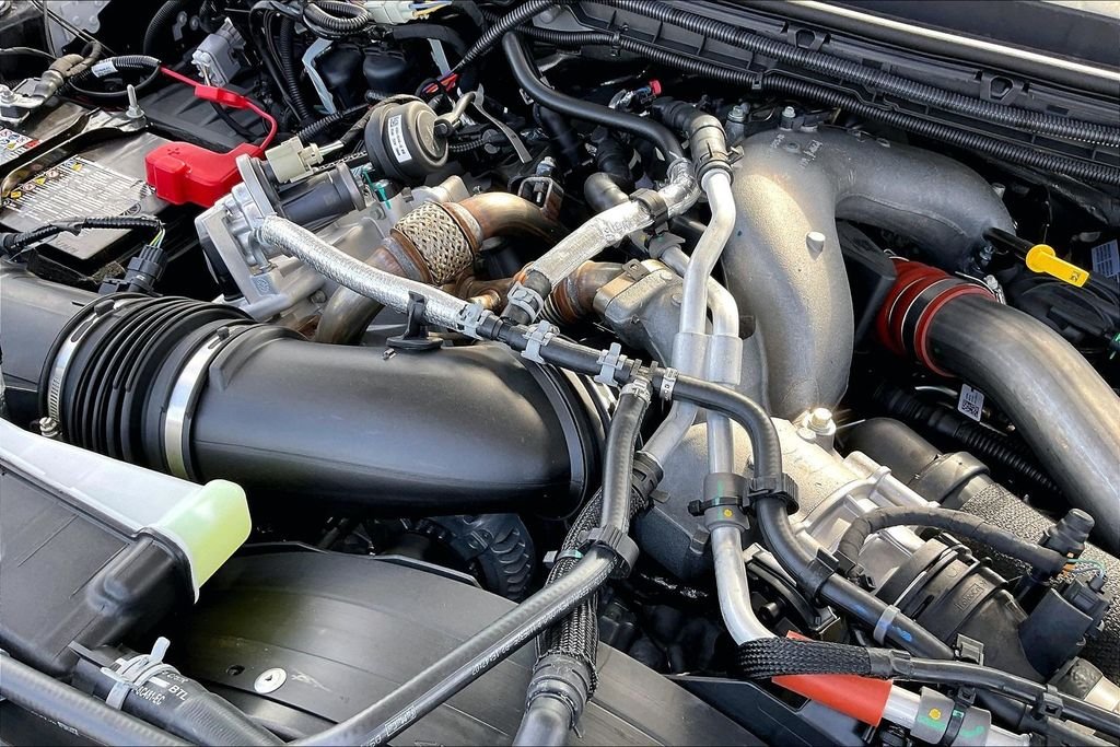 New 2026 Ford Super Duty F-250 Lariat 4D Crew Cab