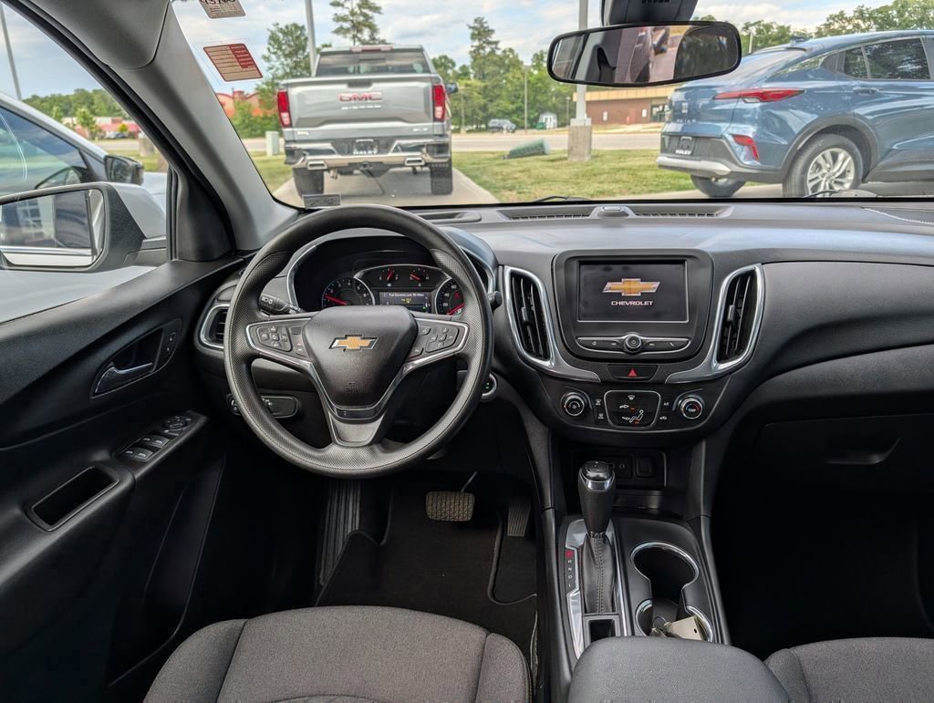 Used 2020 Silver Ice Metallic Chevrolet LT image 10