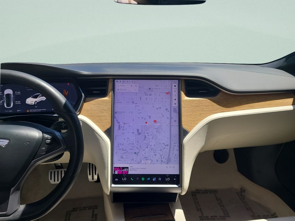 Used 2019  Tesla Performance image 14