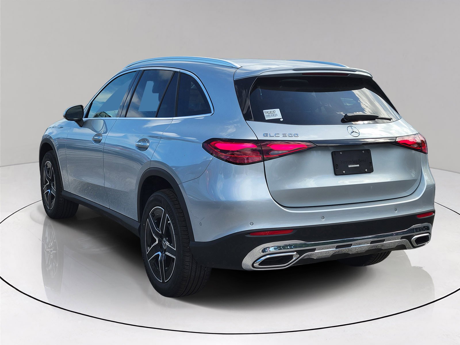 New 2026 Cirrus Silver Metallic Mercedes-Benz GLC 300 image 28