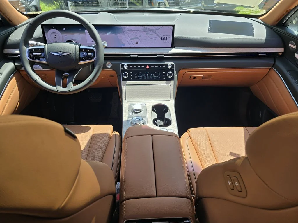 New 2026 White Genesis 2.5T Prestige image 7