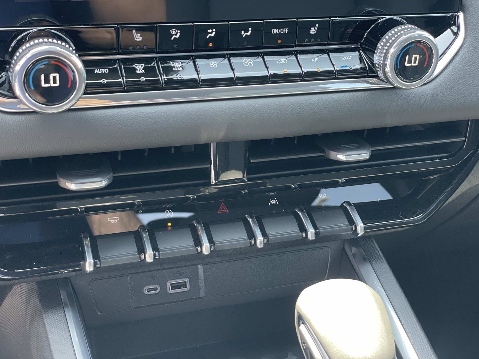2026 GMC Canyon Elevation - Photo 16