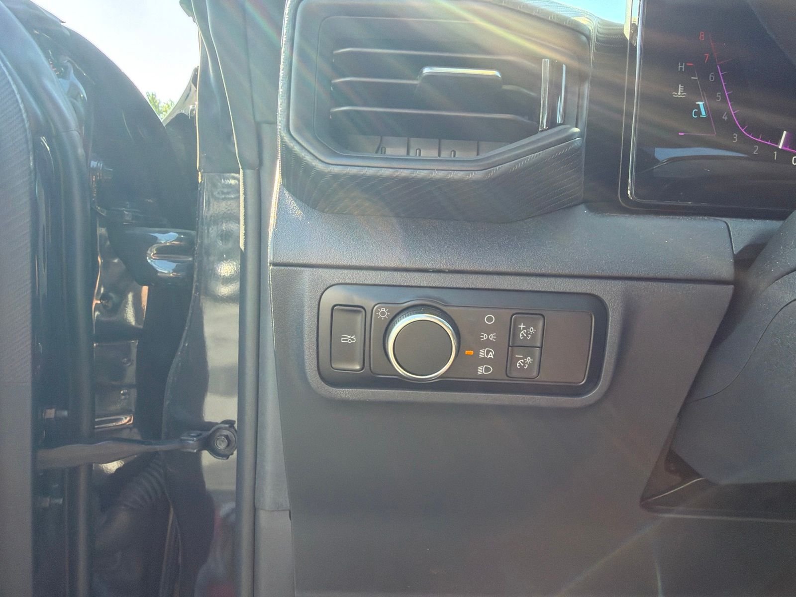 Used 2024 Gray Ford EcoBoost image 19