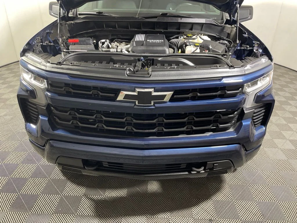 Used 2023 Blue Metallic Chevrolet RST image 26
