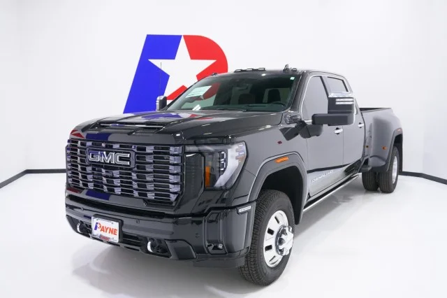 2026 GMC Sierra 4WD Crew Cab LB DRW Denali Ultimate's photo