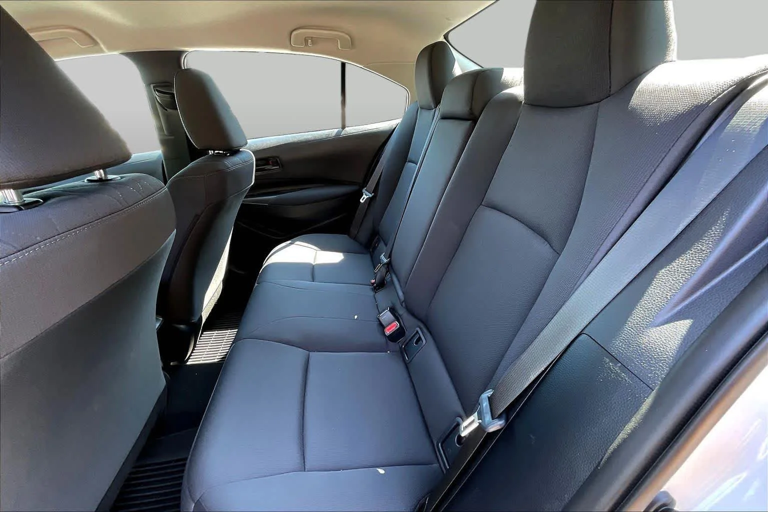 Used 2026 Ice Cap Toyota LE image 19