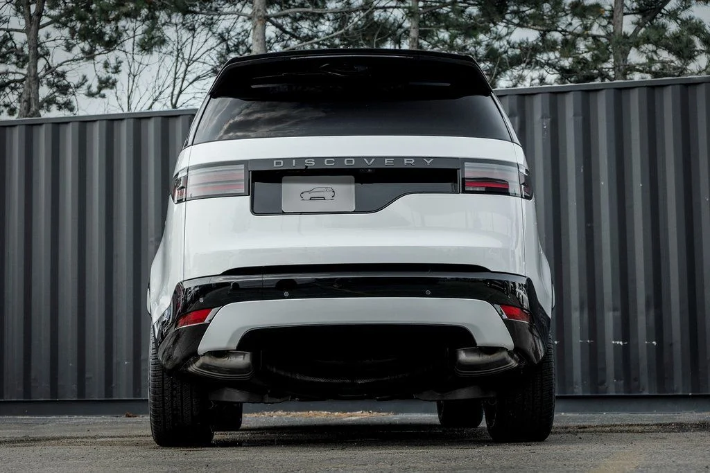 Certified Used 2025 Fuji White Land Rover Dynamic SE image 7