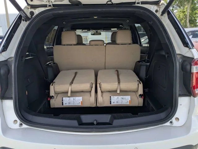 Used 2017 White Ford XLT image 10