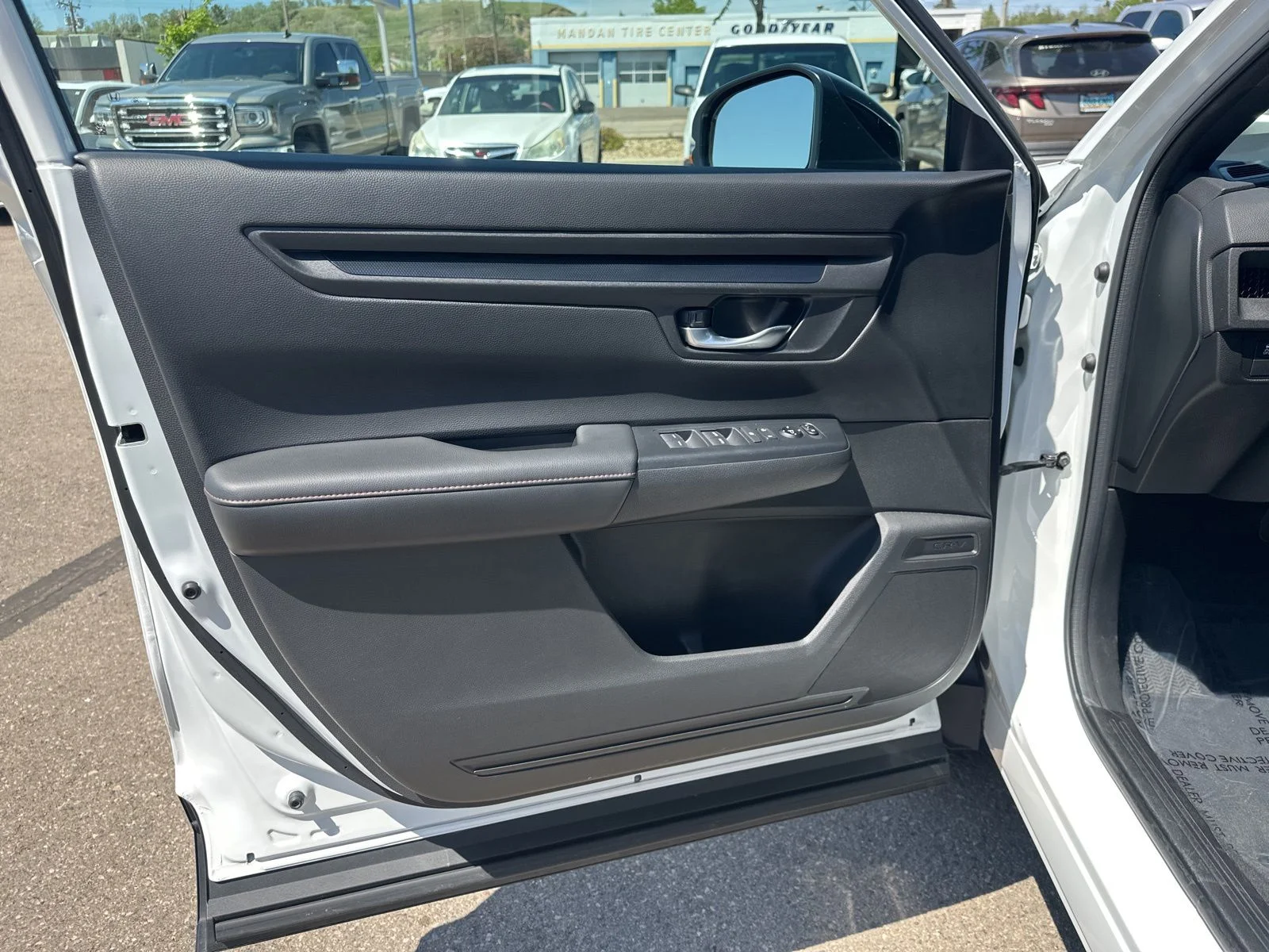 Used 2023 White Honda Sport image 17