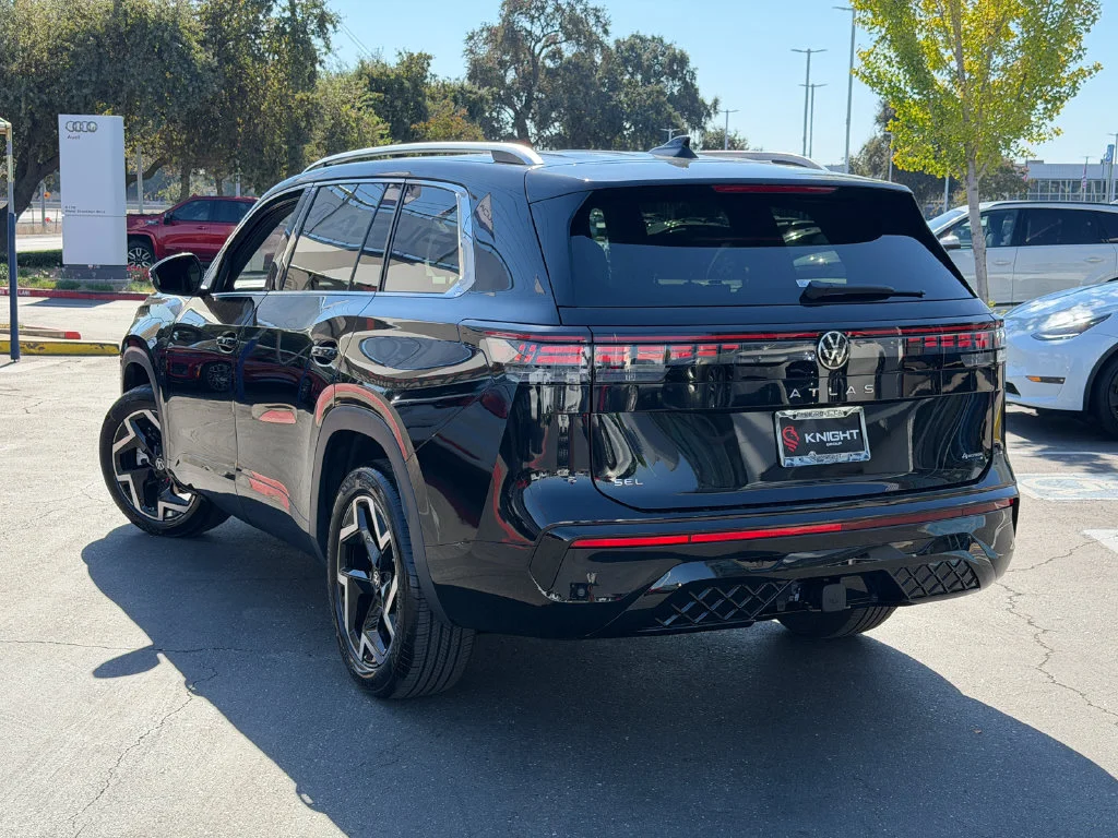 New 2027  Volkswagen SEL image 11