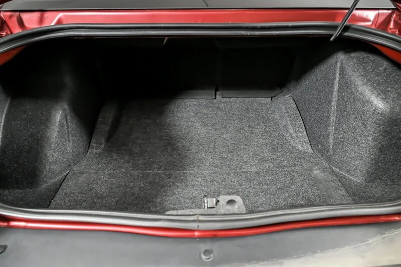Used 2010 Inferno Red Crystal Pearl Coat Dodge R/T image 11