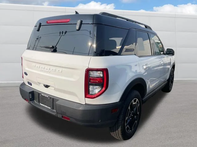 Used 2021 White Ford Outer Banks image 5