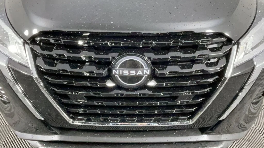 2025 Nissan KICKS PLAY Base - Photo 10