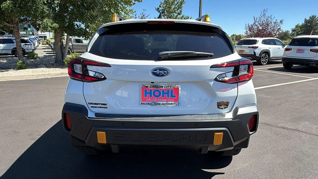 New 2026 CRYSTAL WHITE PEARL Subaru Wilderness image 4
