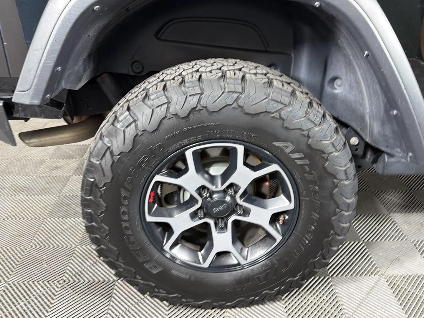 Used 2019 Black Clearcoat Jeep Rubicon image 17
