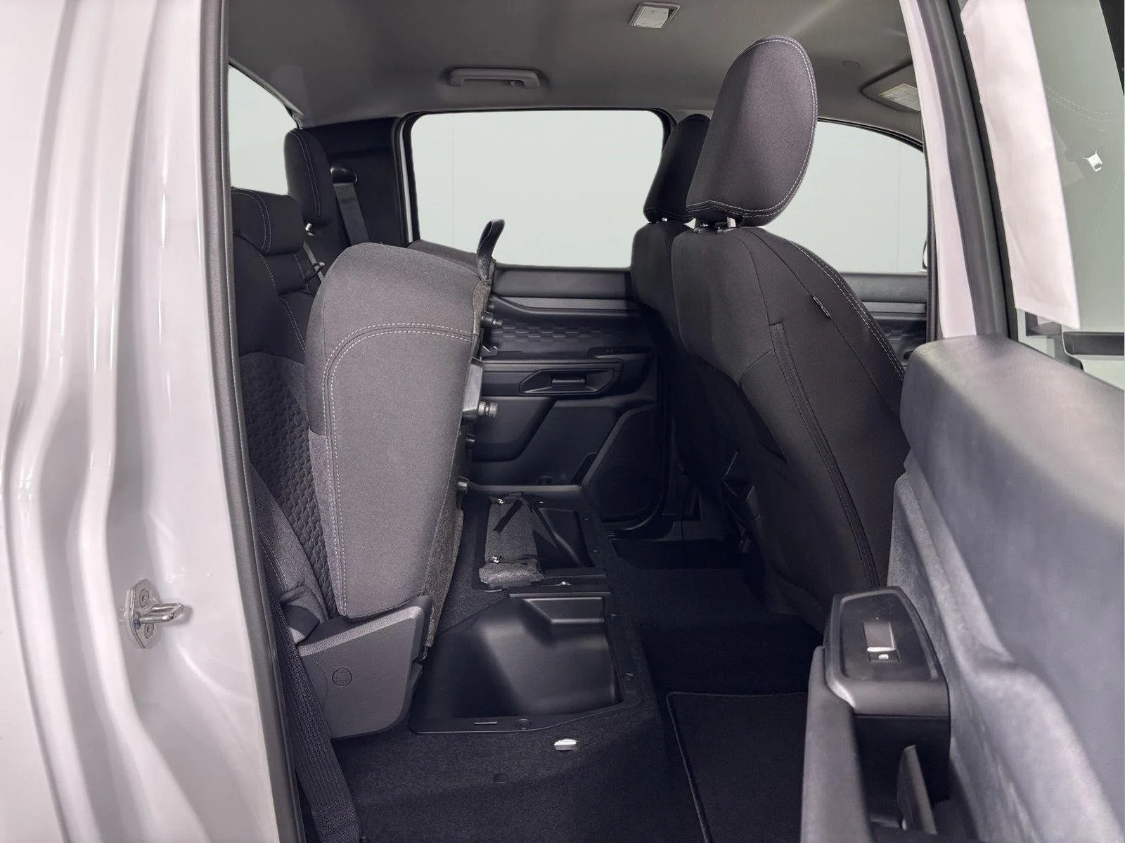 Used 2026 Oxford White Ford XL image 19