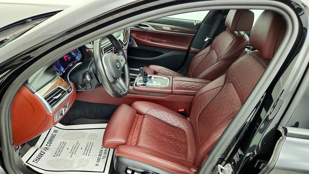 Used 2020 Black Sapphire Metallic BMW 745e xDrive iPerformance Plug-In Hybrid w/ M Sport & B&W Audio image 21