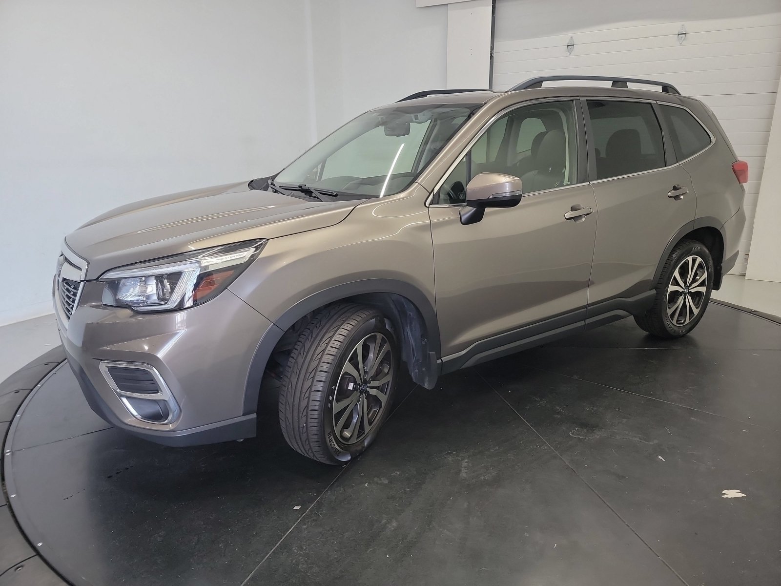 Used 2020 Sepia Bronze Metallic Subaru Limited image 3