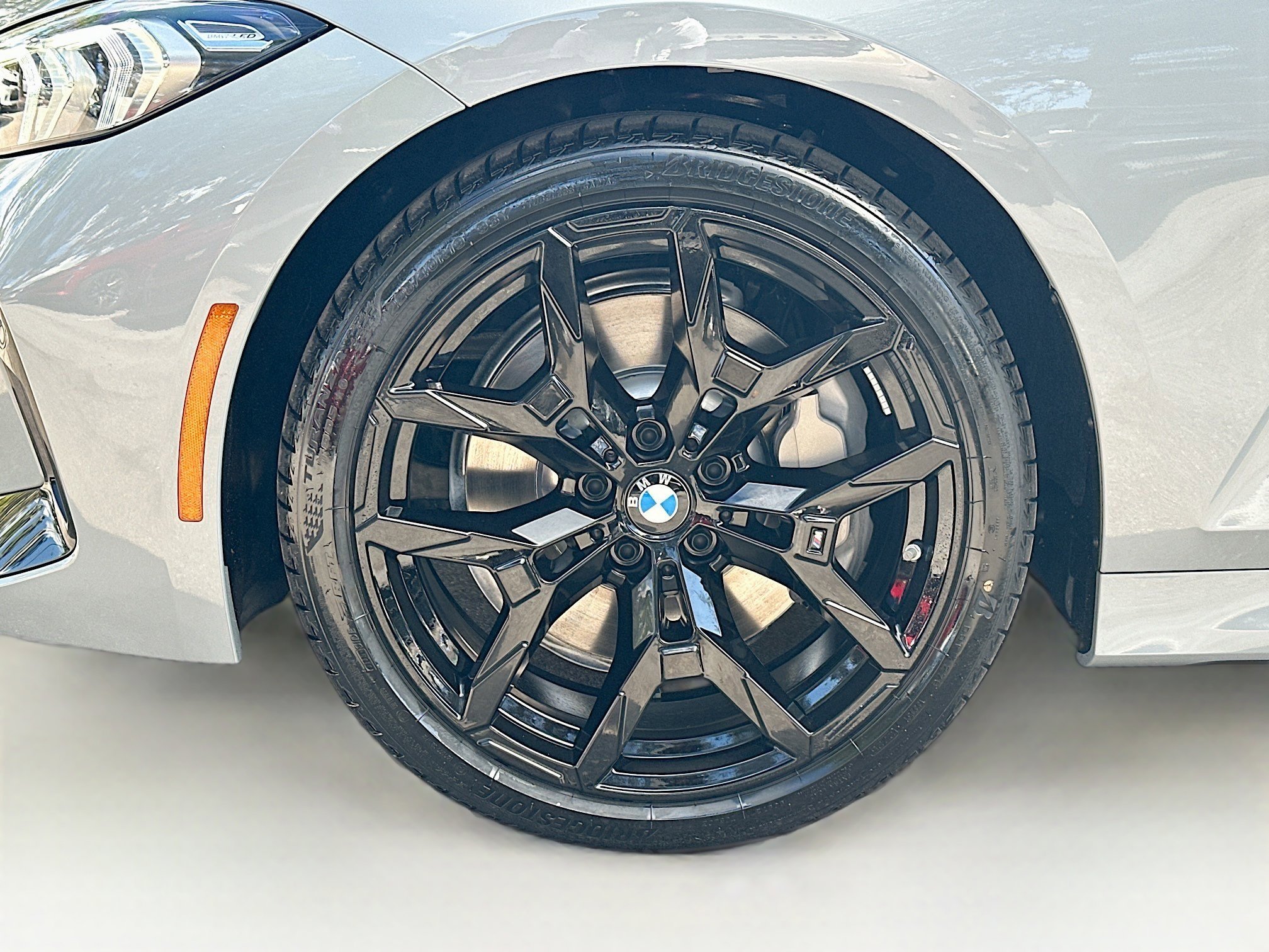 2026 BMW 3 Series 330i - Photo 25