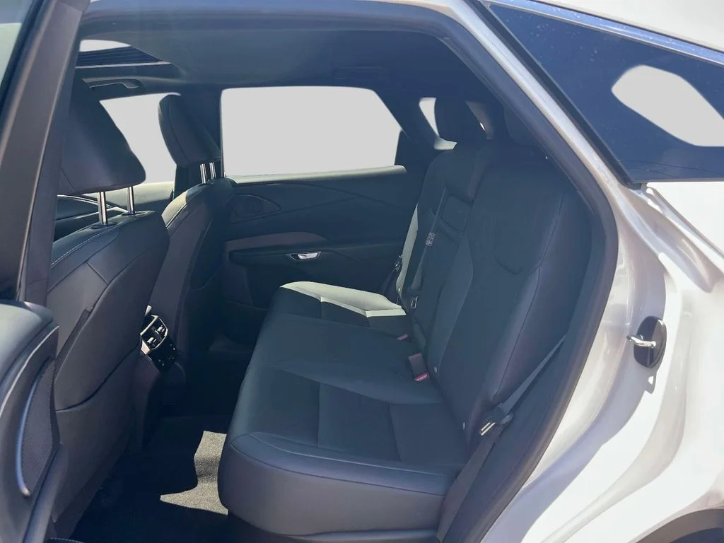 Certified Used 2024 White Lexus 350 Premium image 12