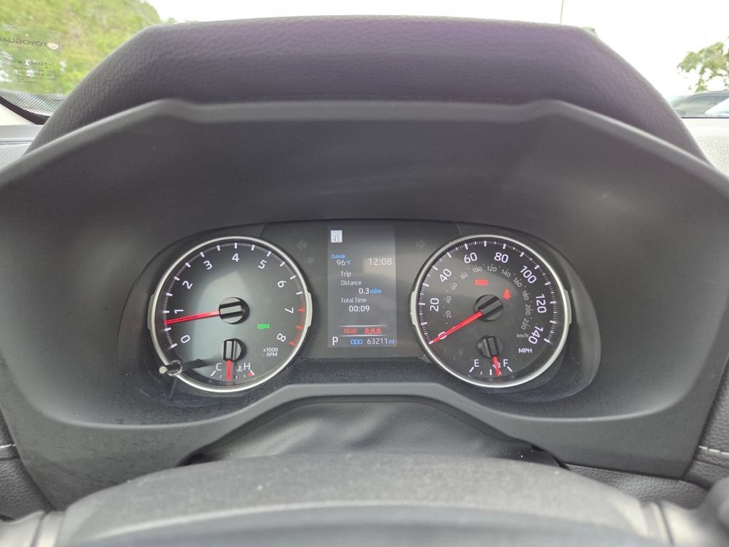 Used 2022 Blueprint Toyota XLE Premium image 35