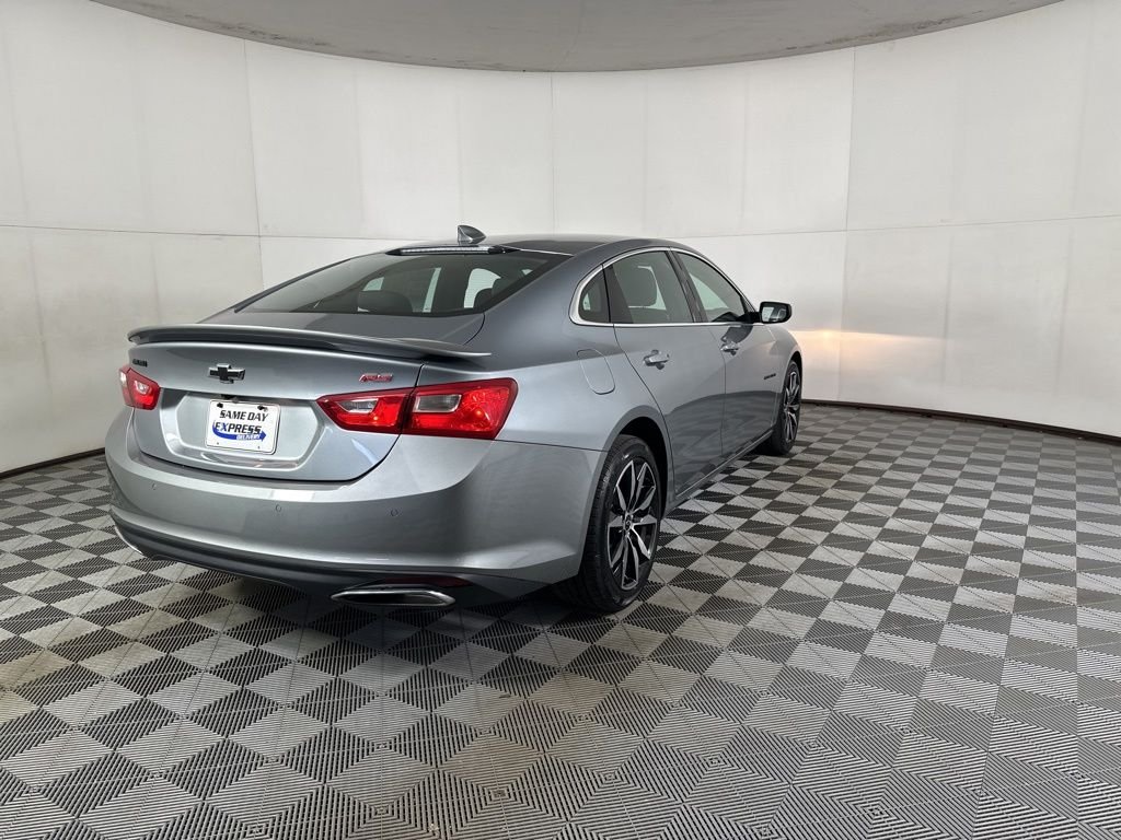 Used 2024 Gray Chevrolet RS image 22