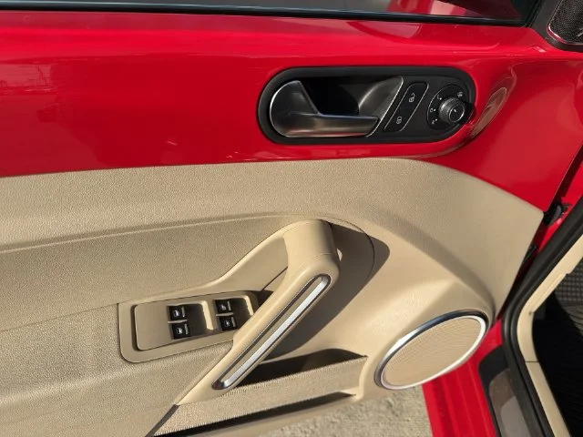 Used 2019 Red Volkswagen 2.0T SE image 21