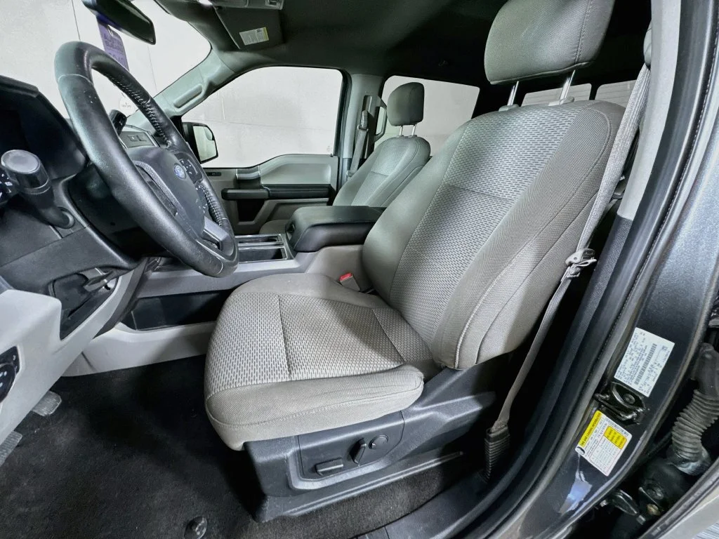 Used 2019 Gray Ford XLT image 24